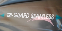 KUSS Wassermatratzen mit Tri-Guard Seamless Ecknähten.